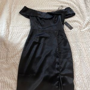 Lulu’s black satin dress